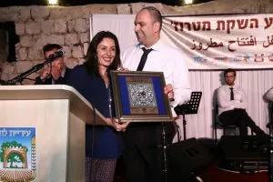 השרה מירי רגב ורביבו.צילום דוברות העירייה
