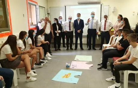בתוך עשור: הכפלה במספר הזכאים לבגרות בלוד
