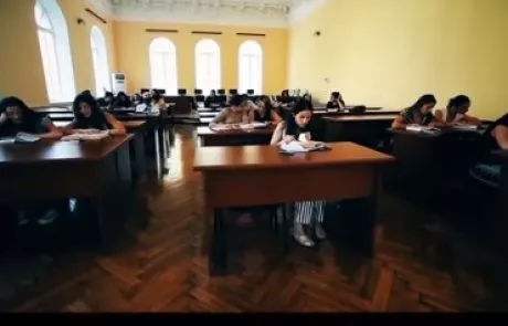 הישג: רוני מתיכון עתיד למדעים בלוד זכתה עם נבחרת ישראל באולימפיאדה האירופאית במתמטיקה