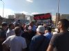 בשעה זו: עשרות תושבים מפגינים בכניסה לנתב”ג במחאה על רעש המטוסים