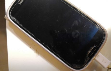 גנב סדרתי של טלפונים סלולריים באזור לוד נתפס ע”י המשטרה